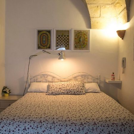Antiche Volte B&B Lecce Extérieur photo