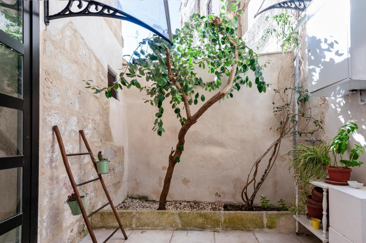 Antiche Volte B&B Lecce Extérieur photo