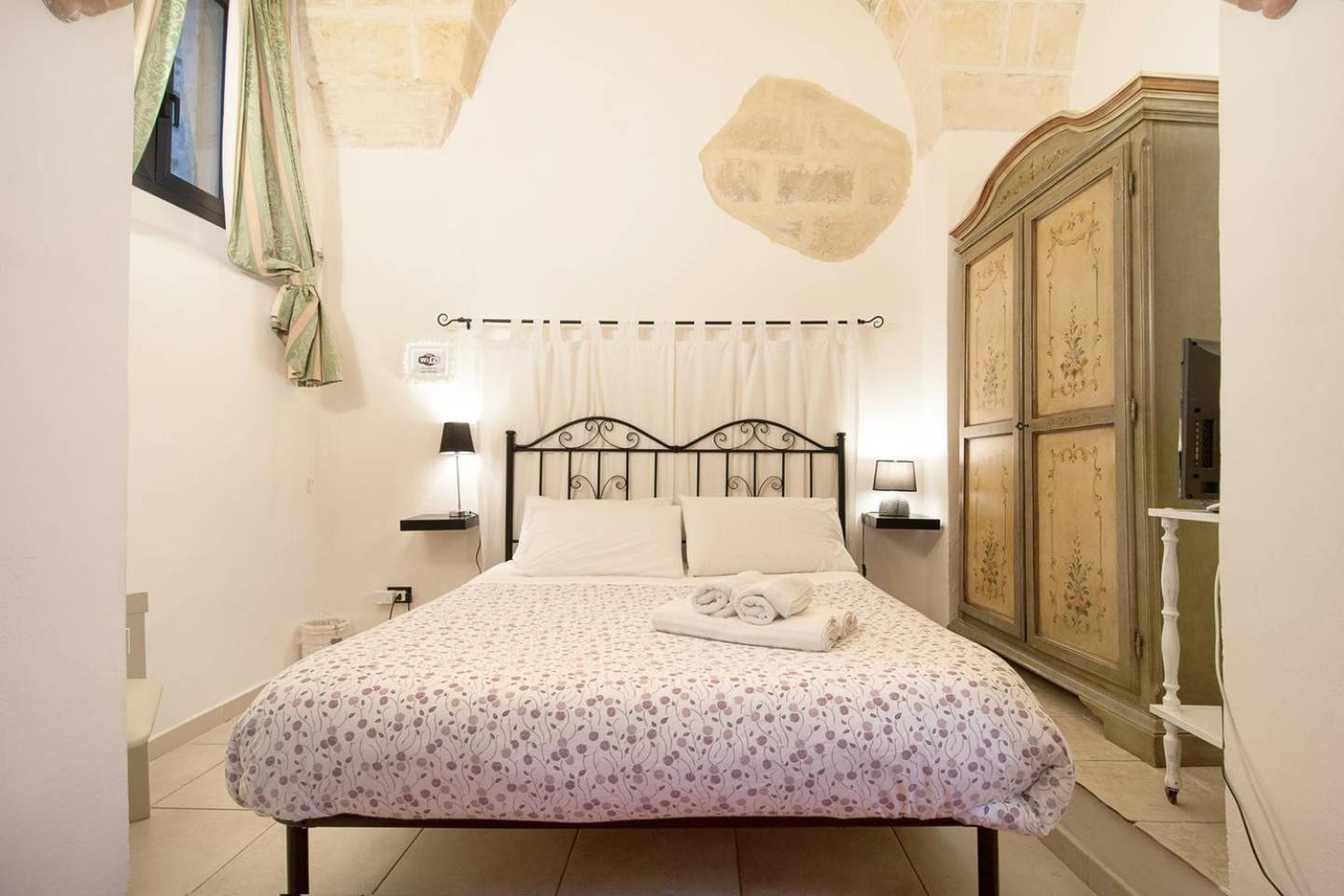 Antiche Volte B&B Lecce Chambre photo